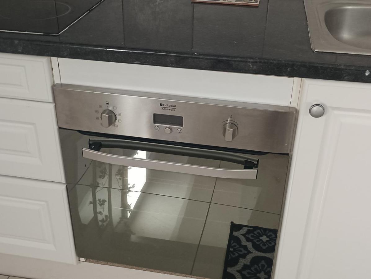Villa 3 Appartements Entiers Avec Piscine Et Jaccuzi Et Parking 马赛 外观 照片